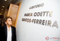 Nome de Odette Ferreira atribuído ao Auditório da FFULisboa