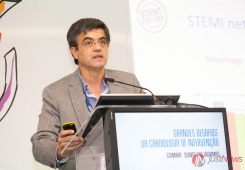 Cerimónia comemorativa dos 20 anos da Unidade de Intervenção Cardiovascular do CHUC-HG