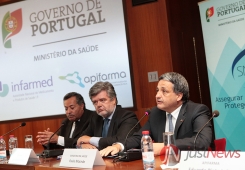 Governo e Apifarma assinam Acordo que representa 160 milhões de euros de redução da despesa com medicamentos (24 de junho)