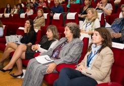 1.as Jornadas de Enfermagem de Obstetrícia, Ginecologia e Medicina da Reprodução do CHLN