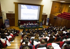 1.as Jornadas de Enfermagem de Obstetrícia, Ginecologia e Medicina da Reprodução do CHLN