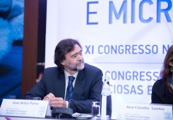 XI Congresso Nacional de VIH/SIDA