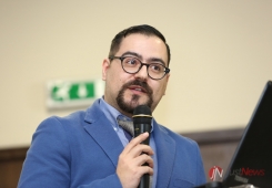 1.ª Reunião de Sócios da Associação Portuguesa para o Estudo Clínico da SIDA (APECS)