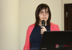 1.ª Reunião de Sócios da Associação Portuguesa para o Estudo Clínico da SIDA (APECS)